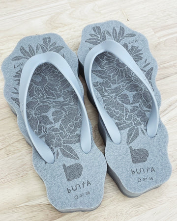 FLIP FLOPS