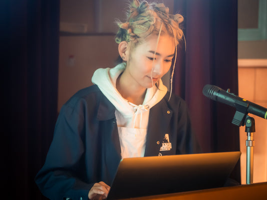 A guest lecture at a junior high schoo